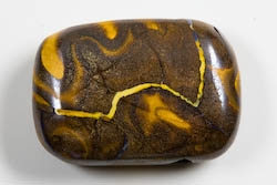 Boulderopal A+ mit Lochung [ca.8x20x30 mm]