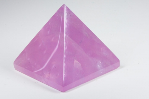 Rosenquarzpyramide 60x60xx60