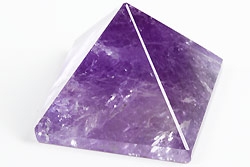 Amethystpyramide 30x30x30 mm