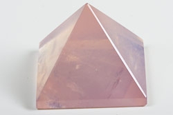 Rosenquarzpyramide 40x40x40 mm